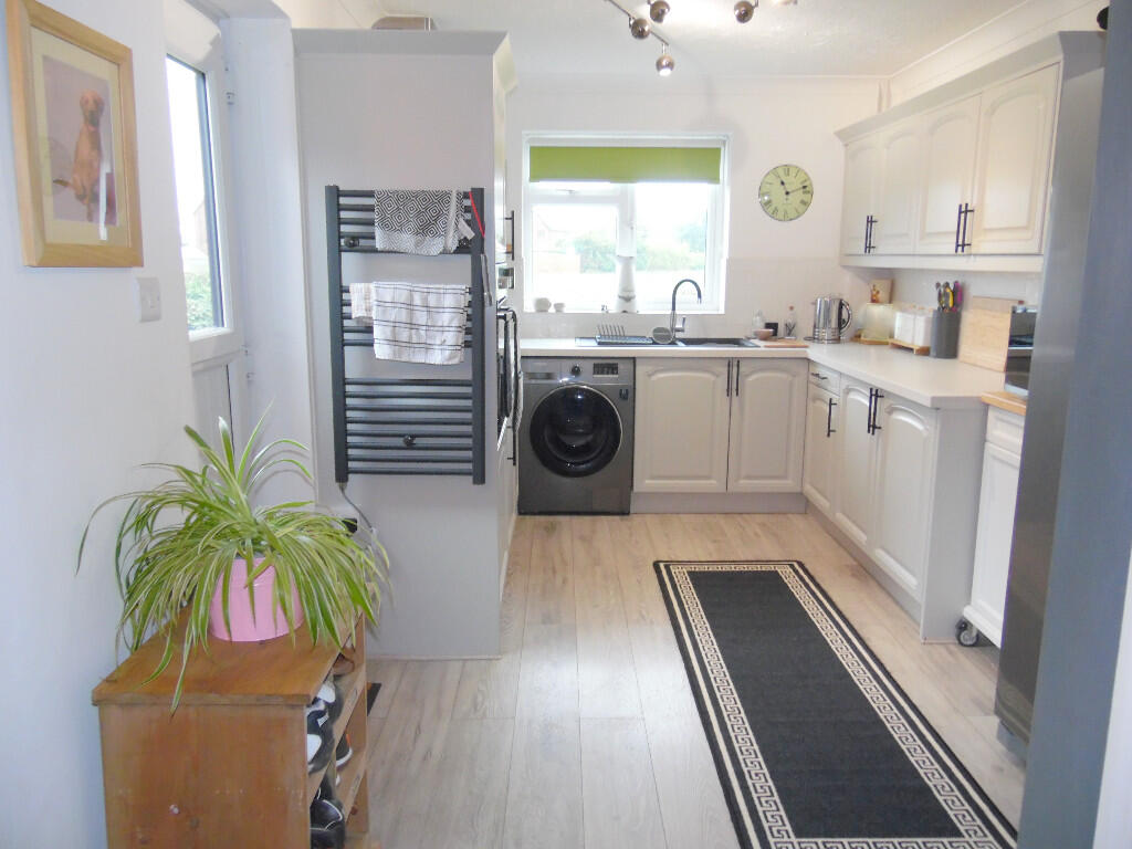 KITCHEN &amp; DINING