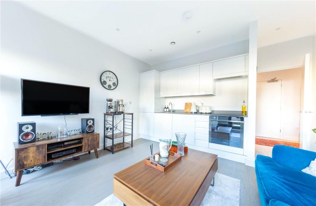 Living Room/Kitchen