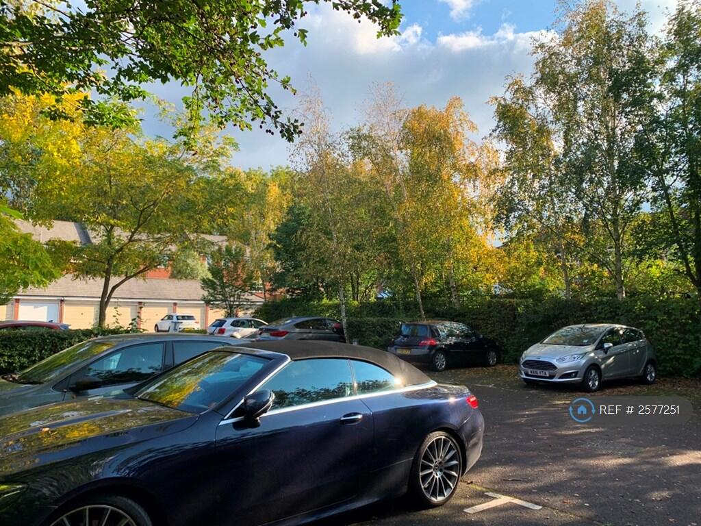 Car Park (2 Spaces Included)