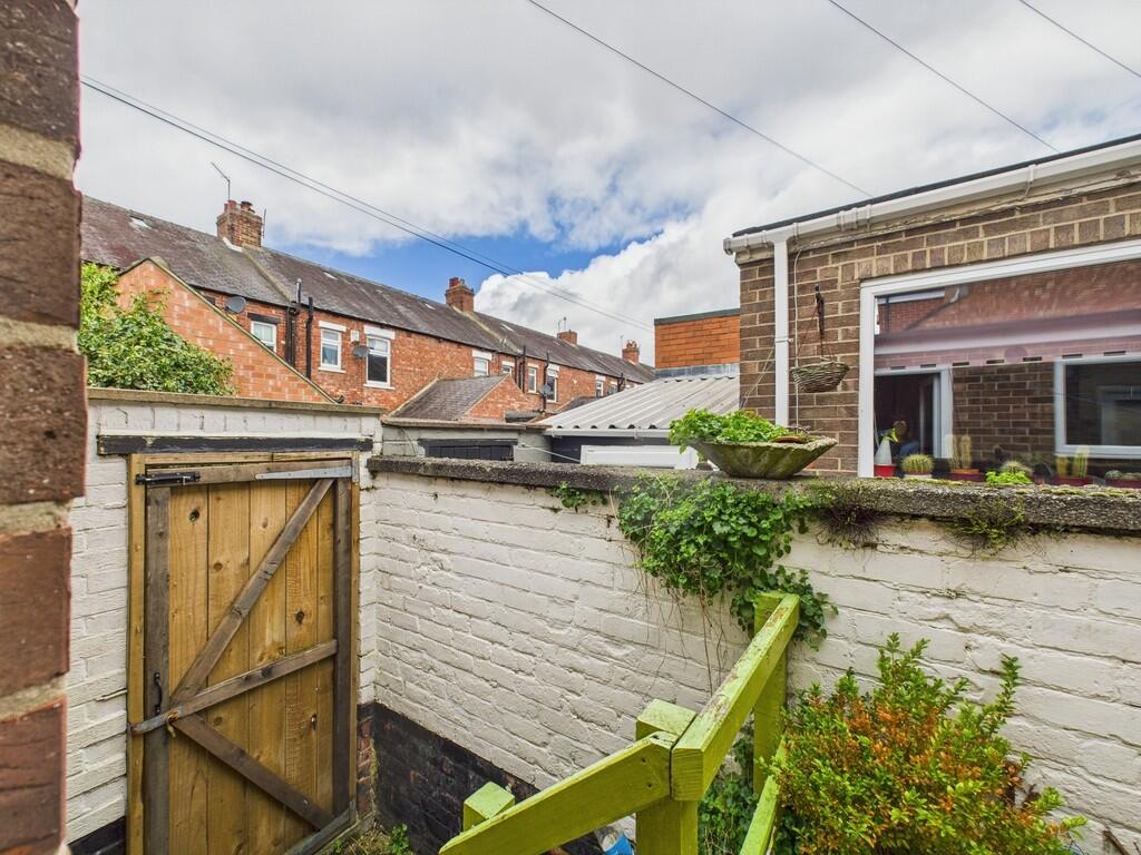 CAM01835G0-PR0175...