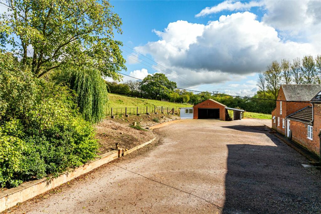 Garage &amp; Rear Drive