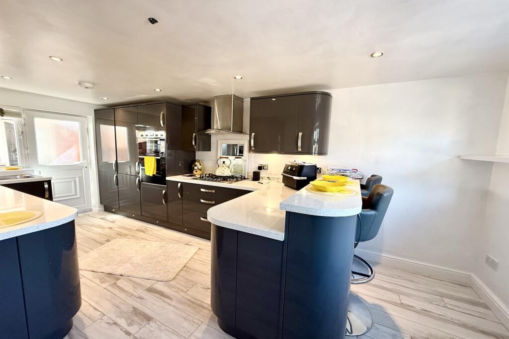 Breakfast Kitchen