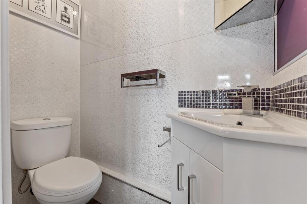 Second En-Suite