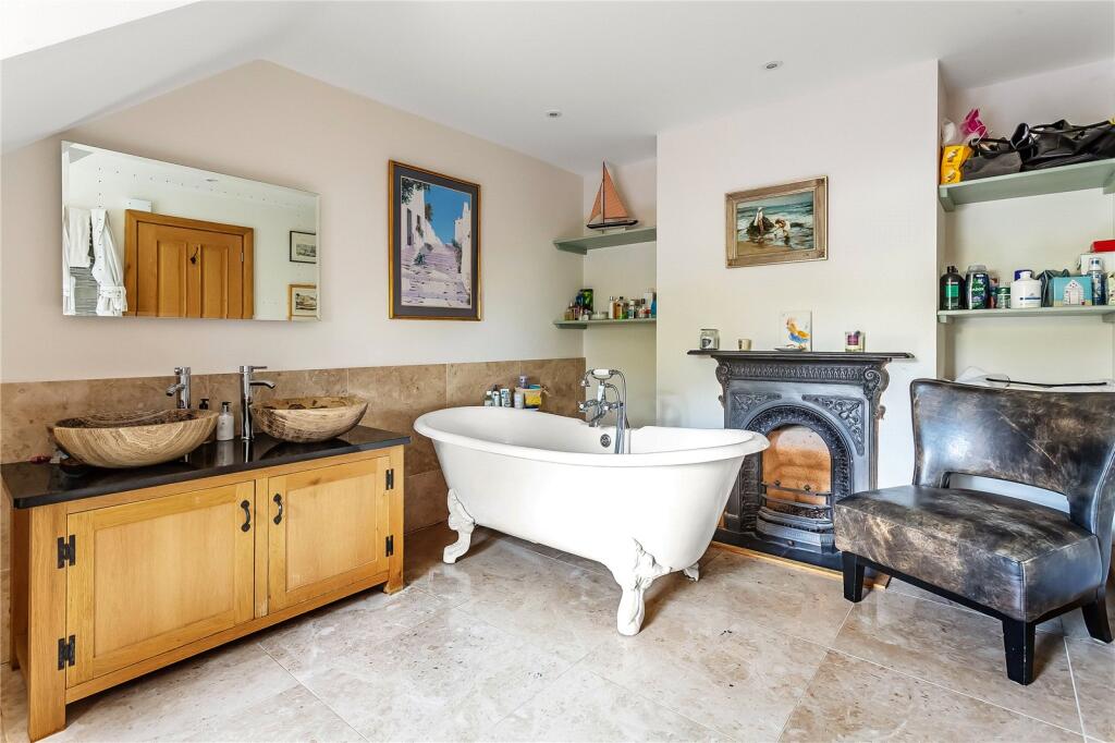 Principal Ensuite