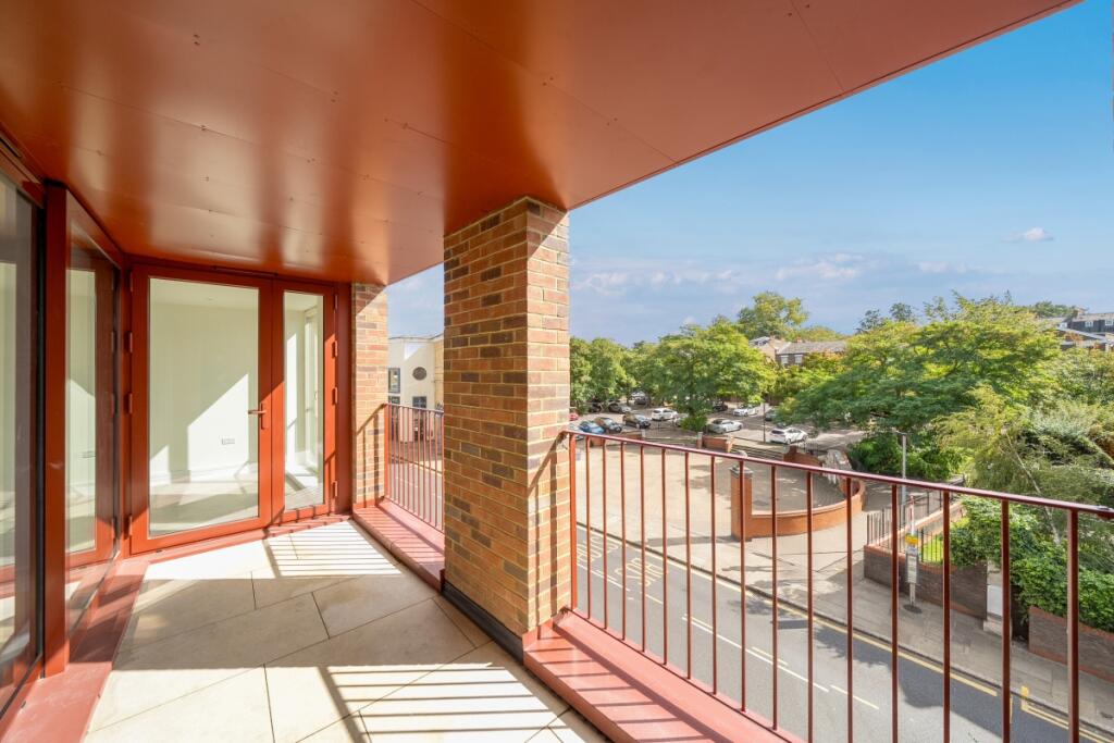 1356328-15-68c7fb...