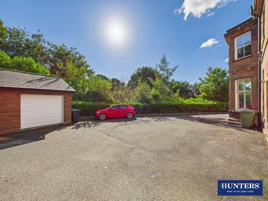 Grounds/Parking &amp; Garage