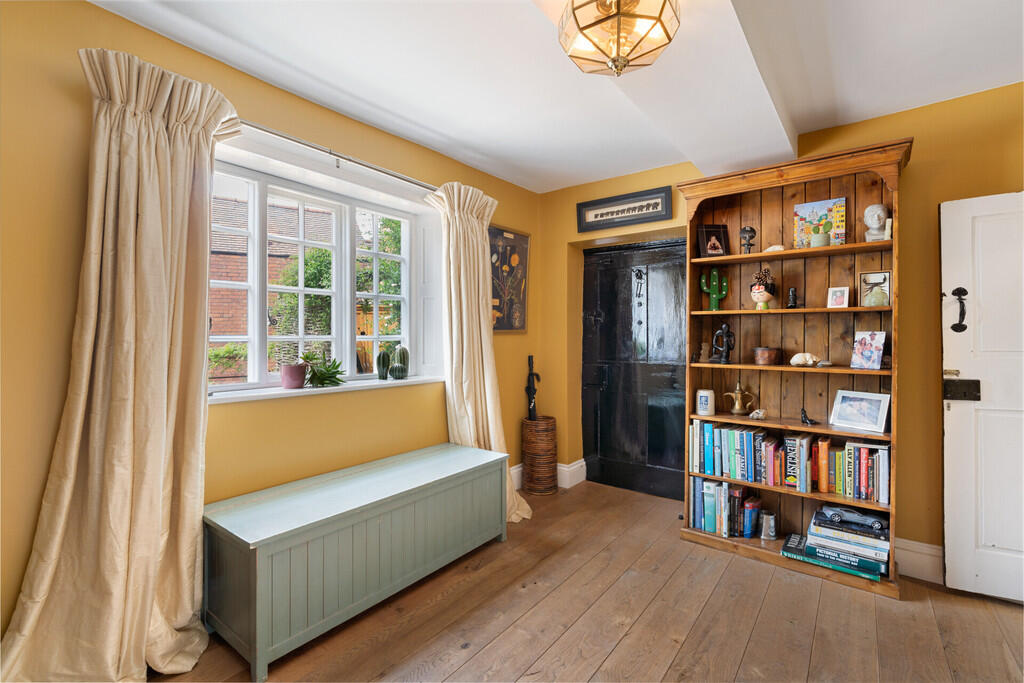 Old Market House ...