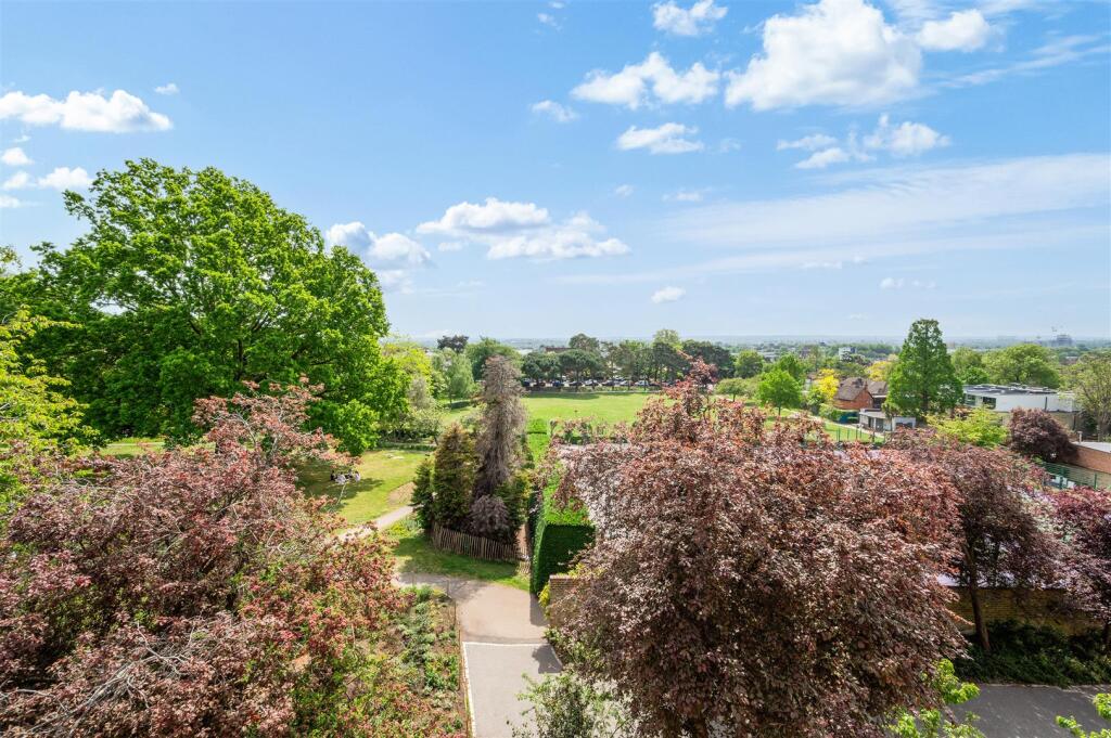 COTTENHAM PARK ROAD, 37, 2- (21).jpg