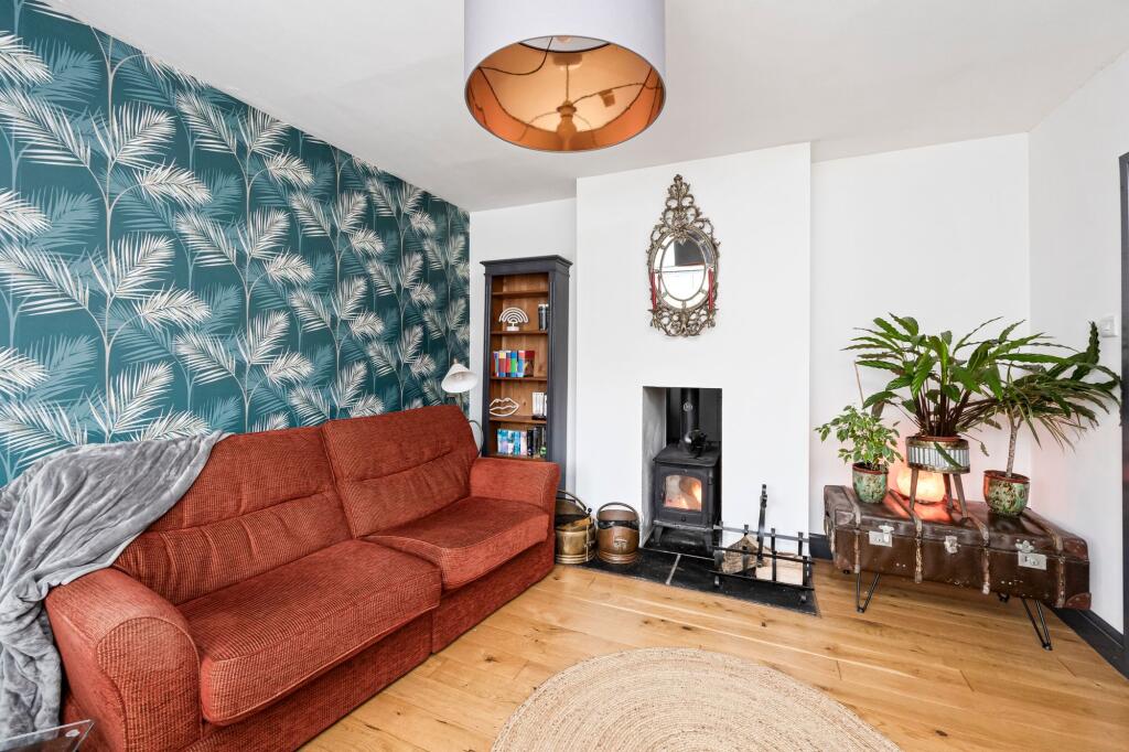 Living/bedroom