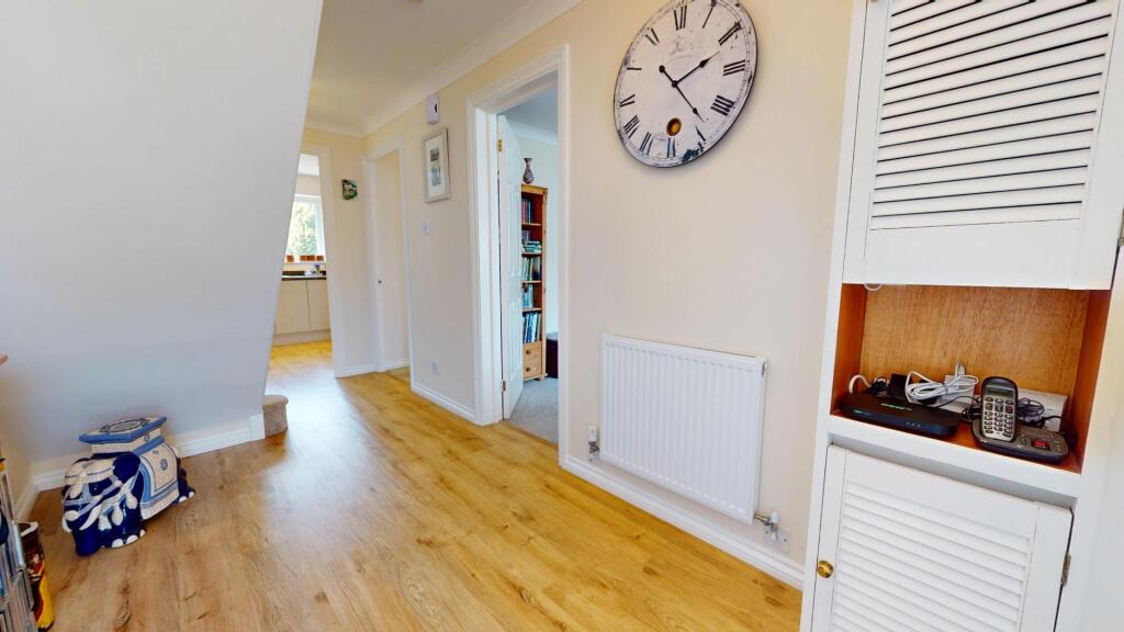 36-Whitecross-Drive-08272025_172820.jpg