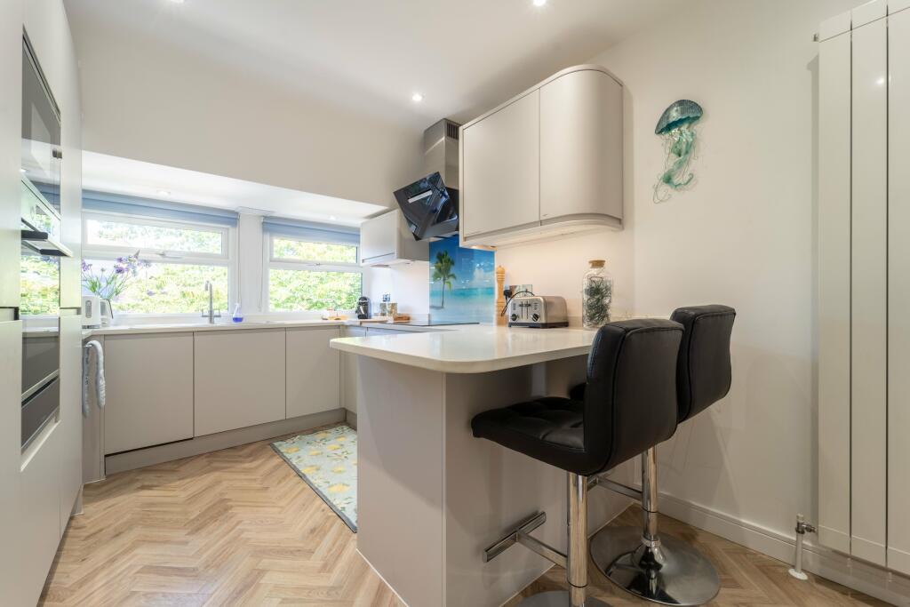 Kitchen (2)