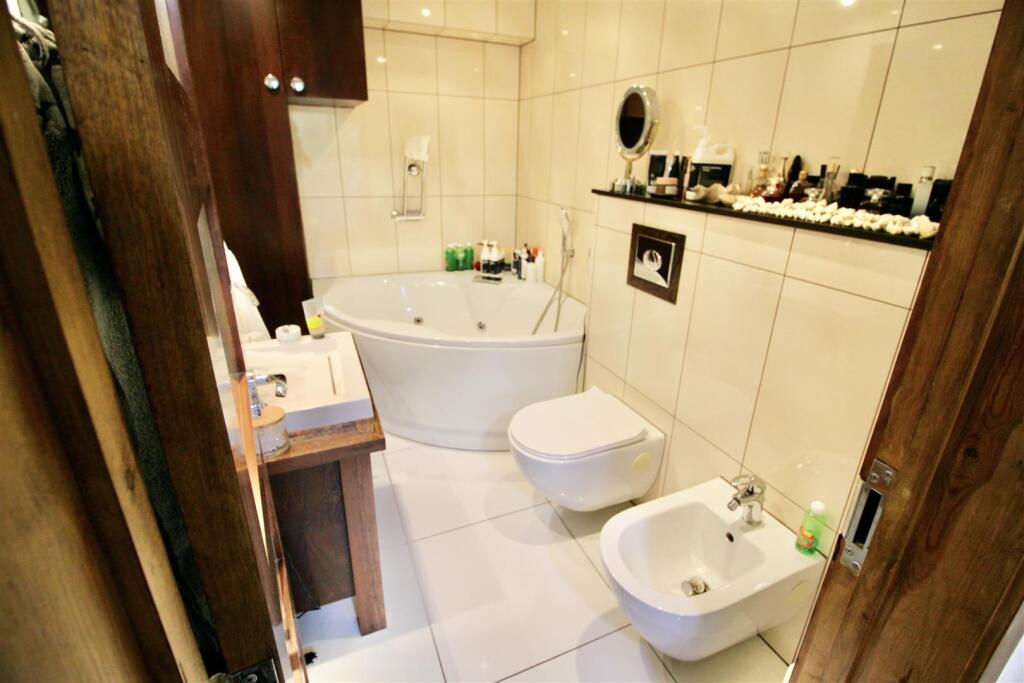 Downstairs Bathroom