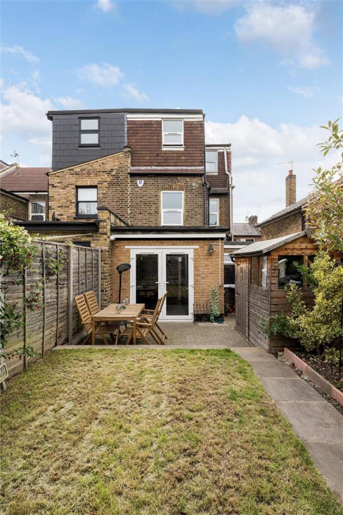 Ickworth Park Road E17
