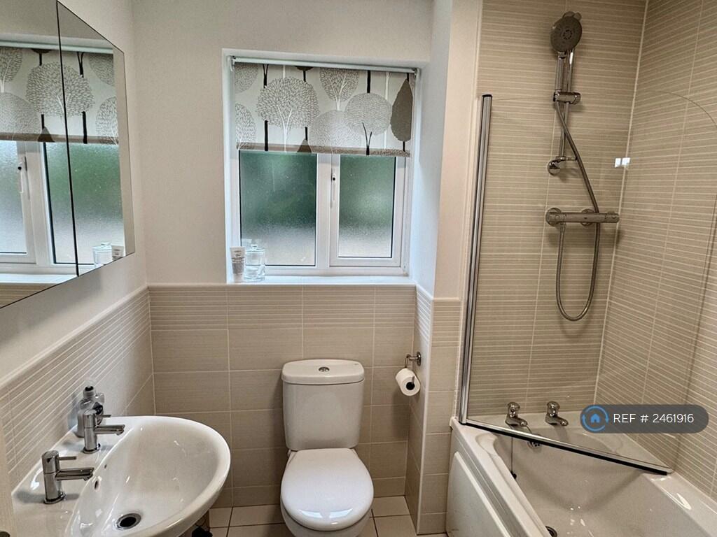 Main Bathroom