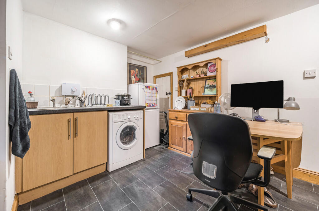Basement Flat