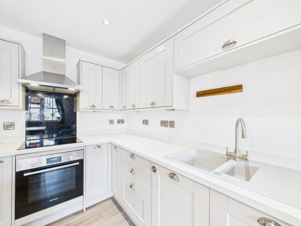 CAM01835G0-PR0349...