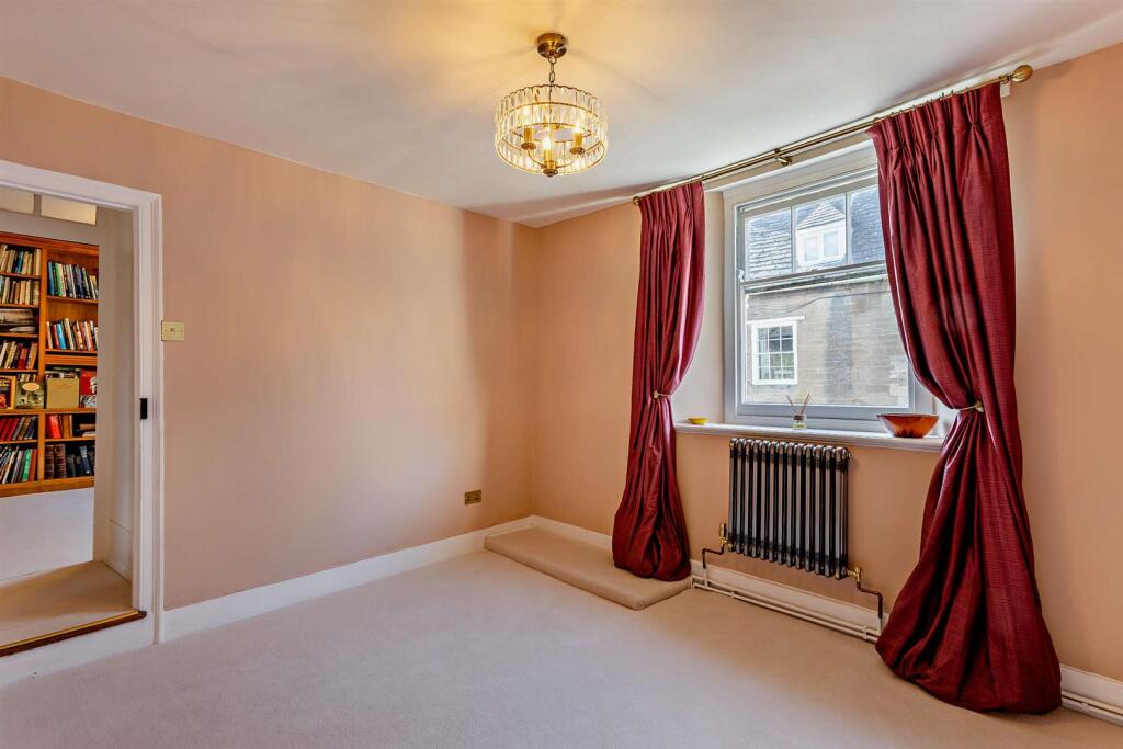 8638860-interior22-800.jpg