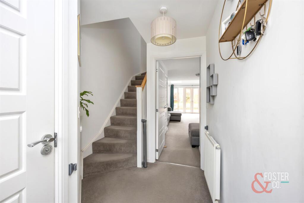 Borrer Drive, 37-010.jpg