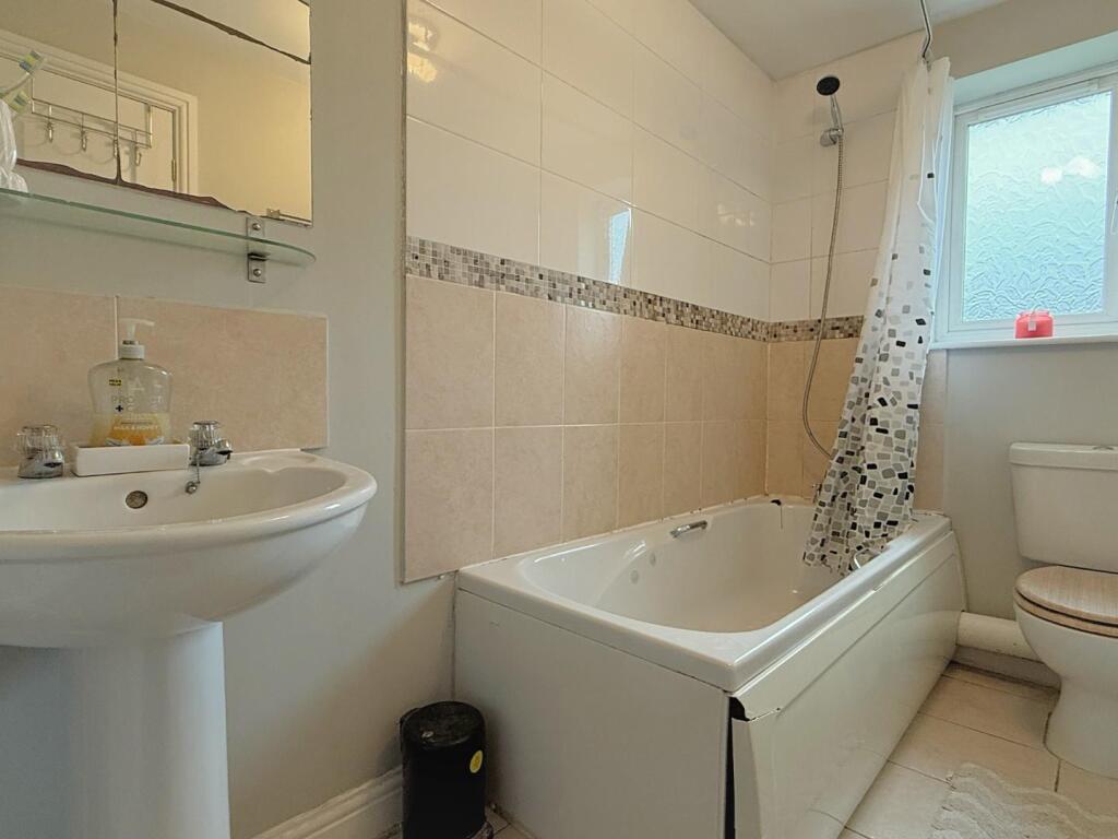 HOUSE BATHROOM