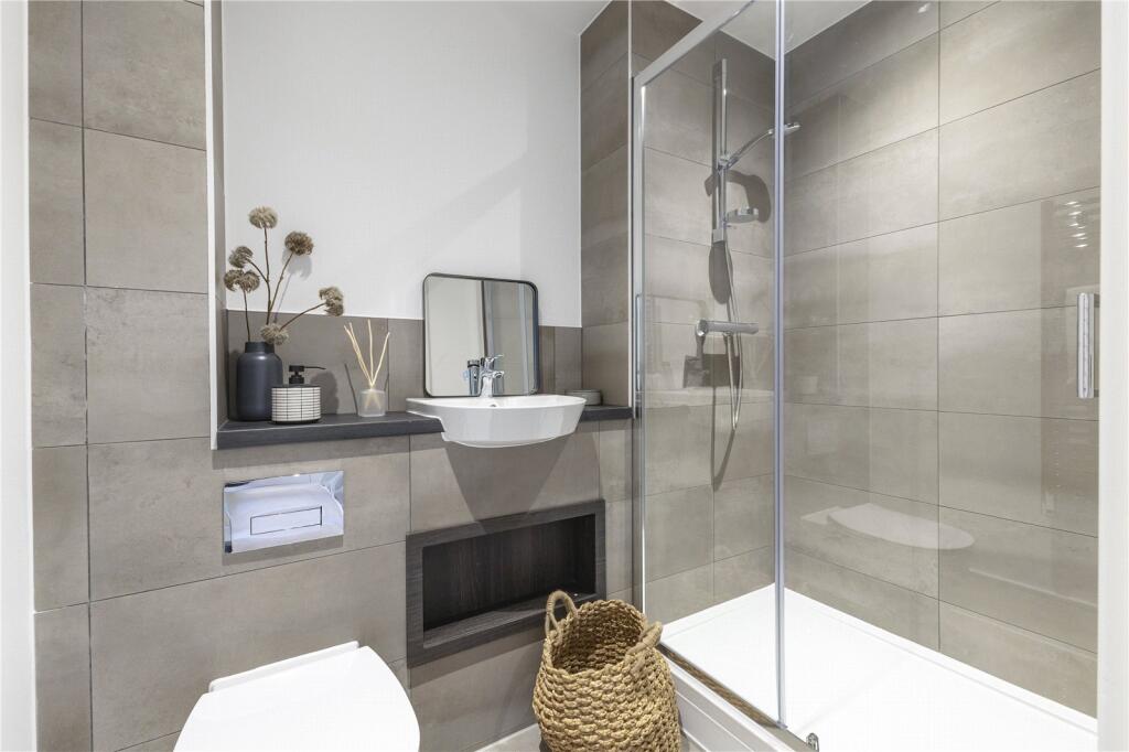 Show Apartment