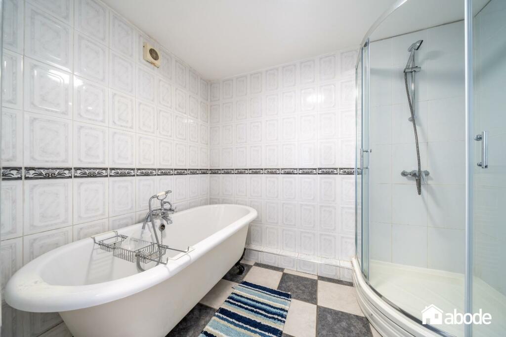 44 Brooke Road West (11 of 24).jpg