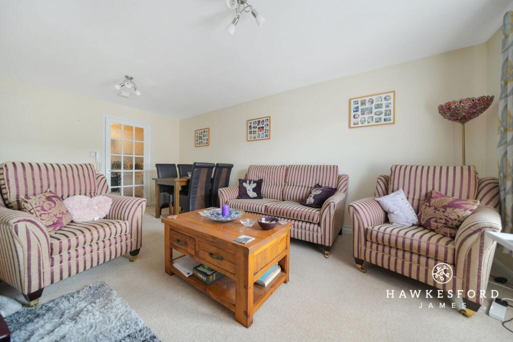 The Turrets, Sittingbourne - Lounge/diner