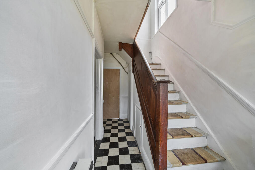 1320749-7-68837d1...