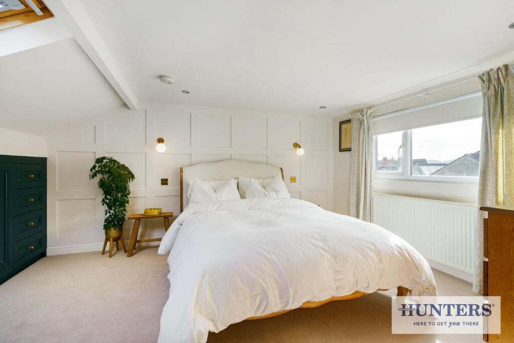 92167_61 Town Street Guiseley (22) - Copy_low.jpg
