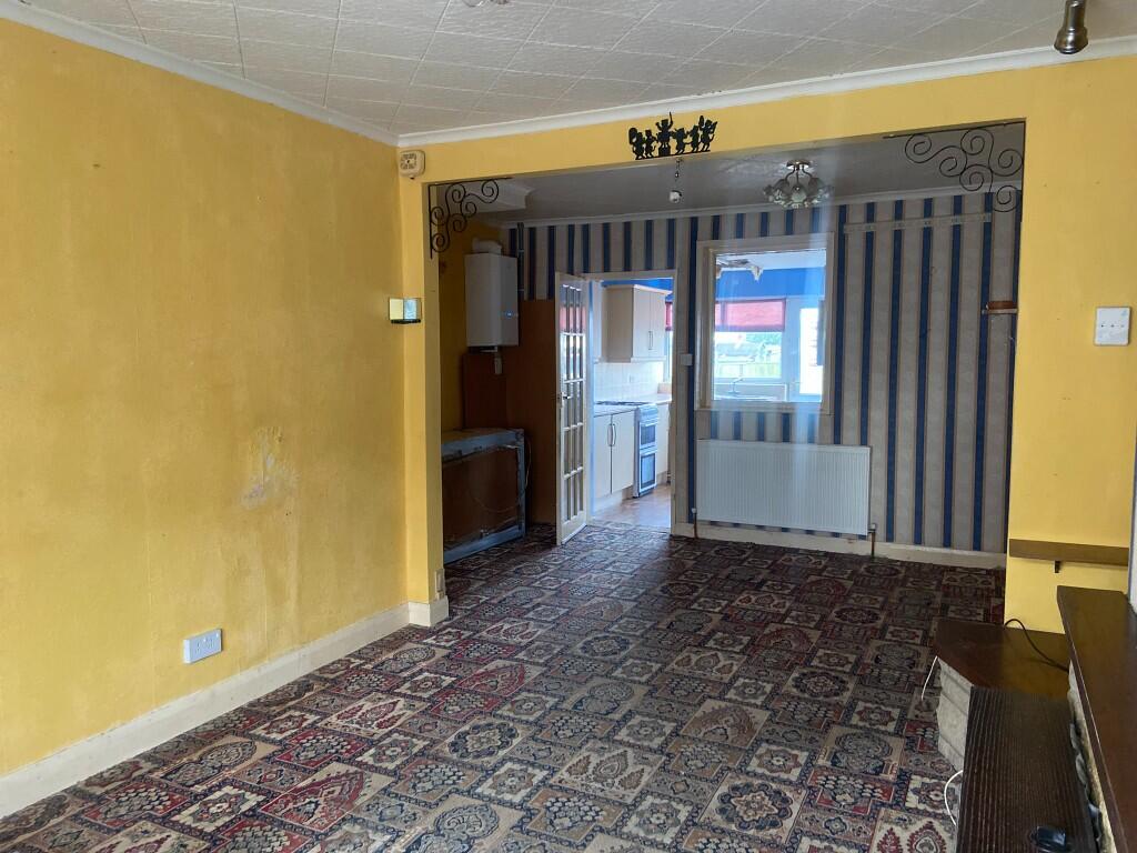 Lounge-Dining Room