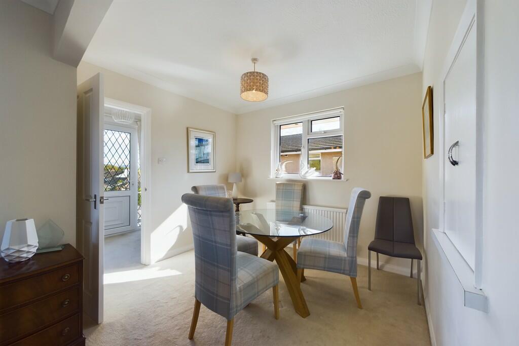 Living Dining Roo...