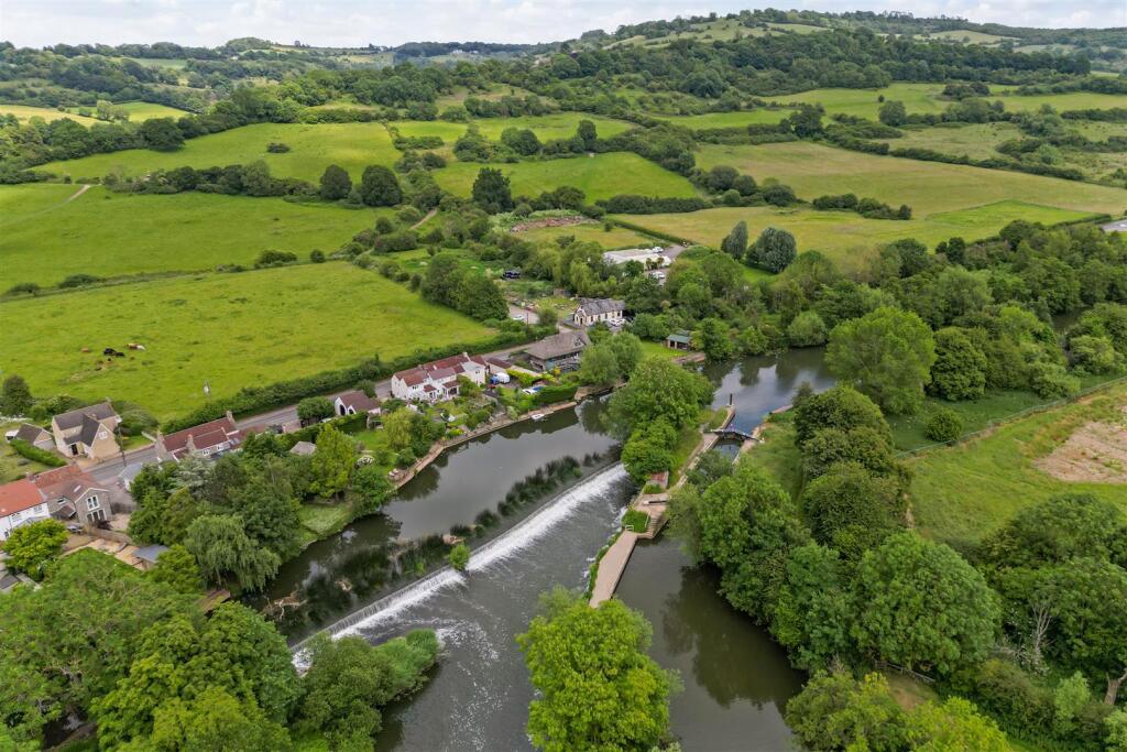 73452_Crofton Cottage Bath Road Swineford Bitton  