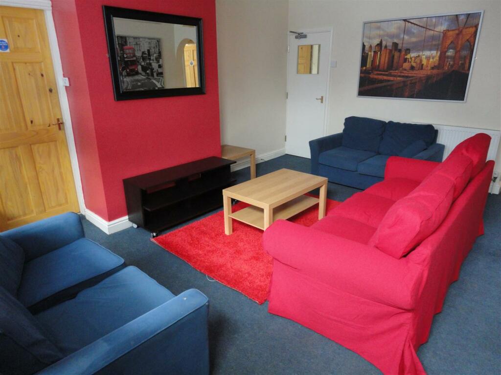 Lounge.jpg