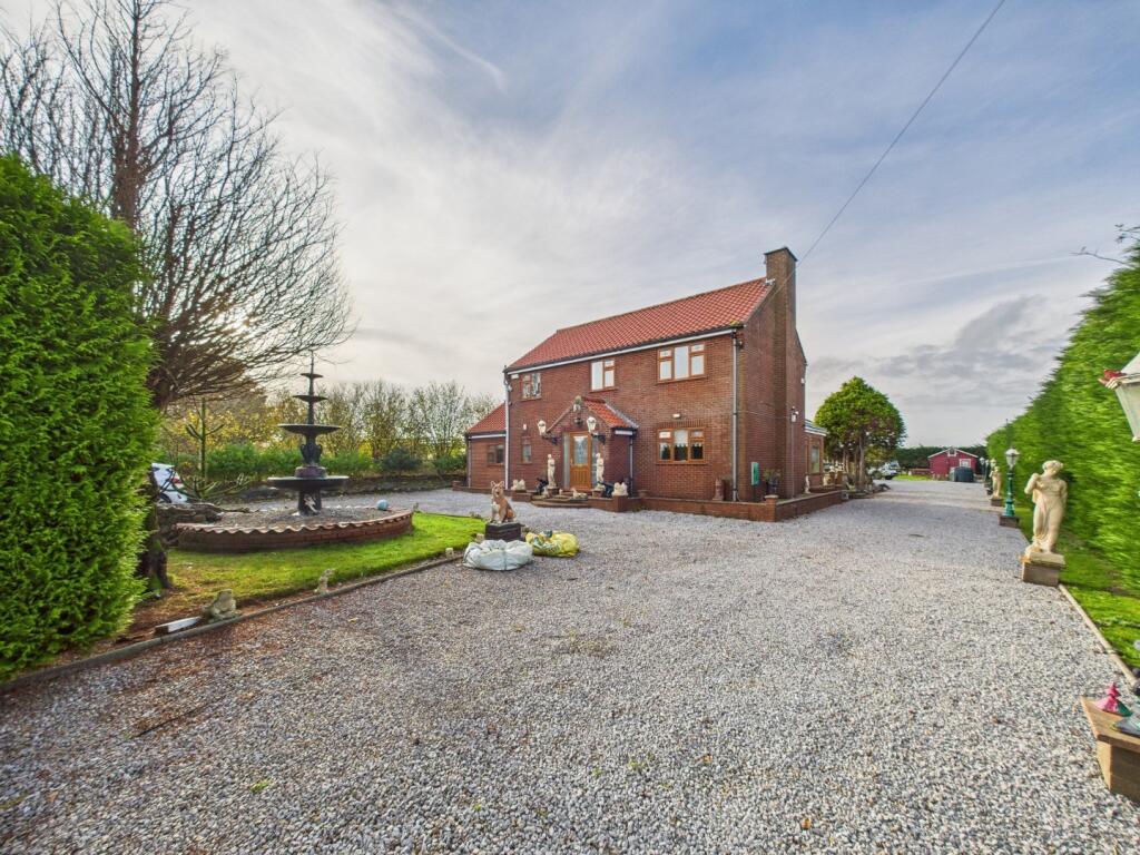 Hornsea Road, Skipsea, YO25 8SY