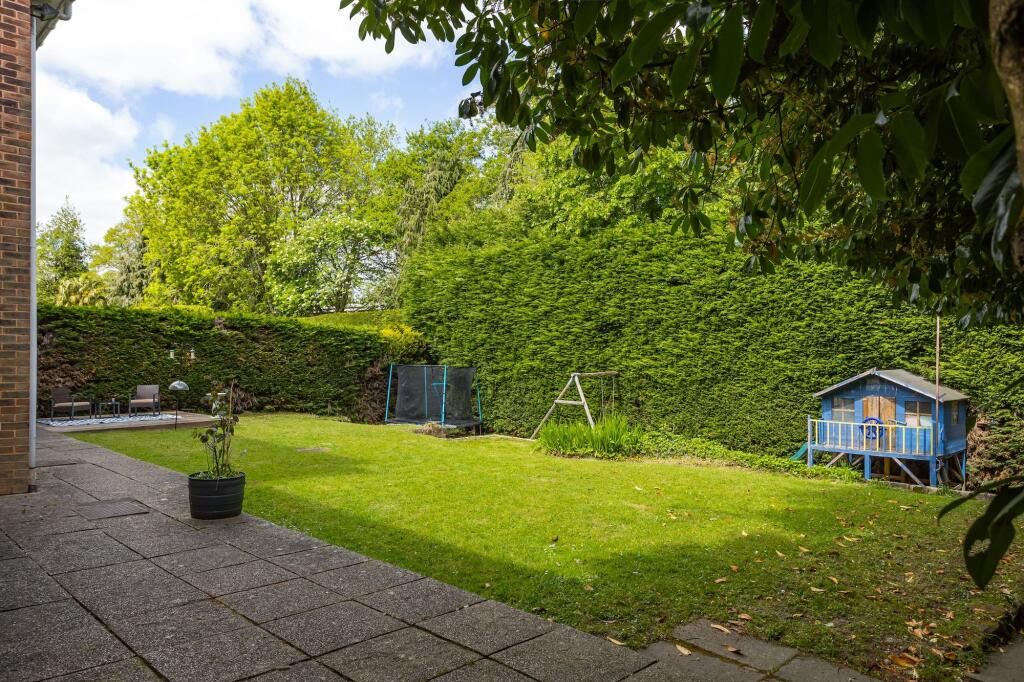 Private rear garden