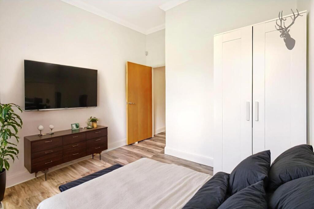 ZvKTWW5SzE-Cosdk_yOTCQ - 6 (3).jpg