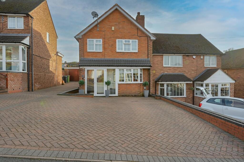 97 Wimperis Way (3 of 31).jpg