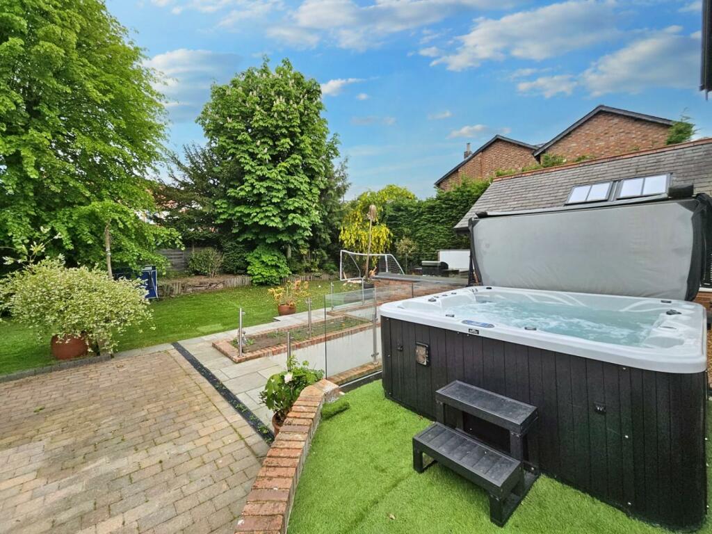 Jacuzzi Area