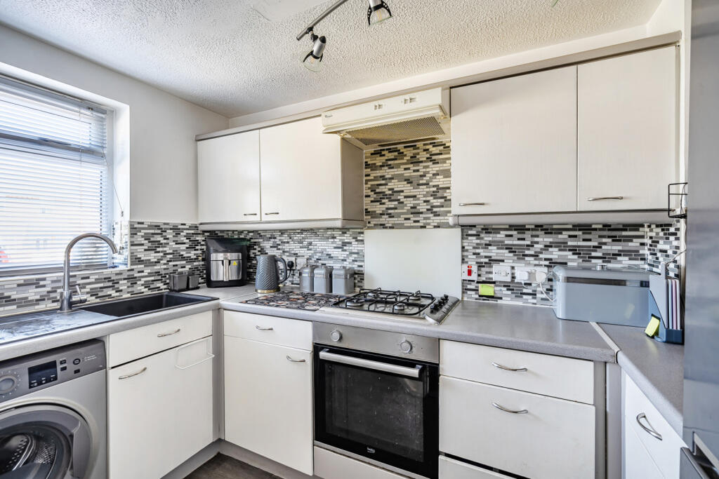 1321189-11-686fe7...