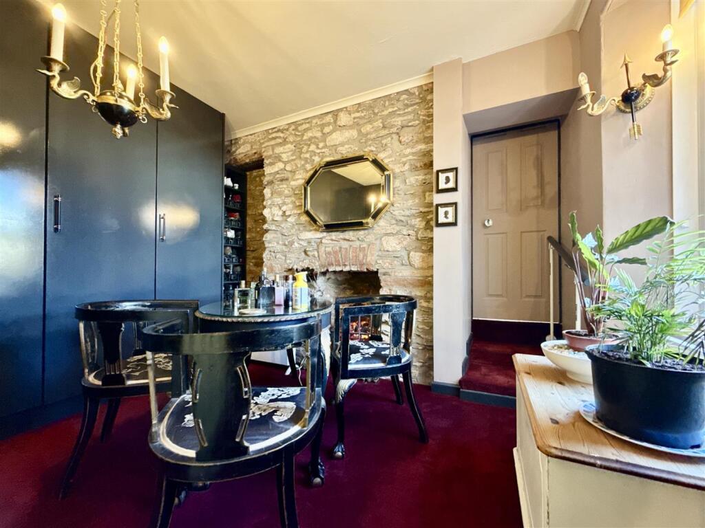 Bedroom 1 Dressing Area.jpeg