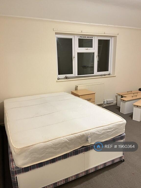 Room2