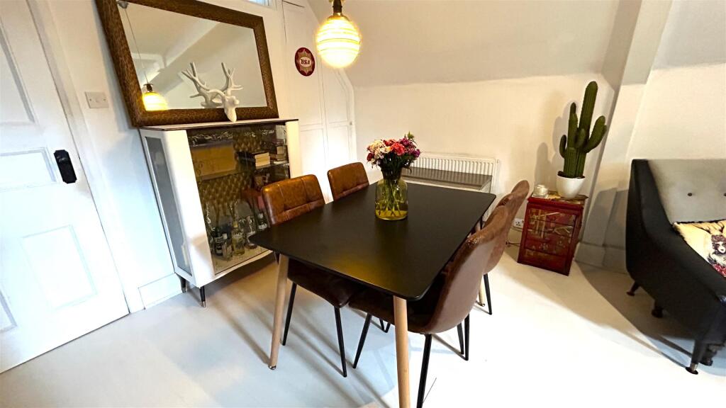 Living / Dining Room