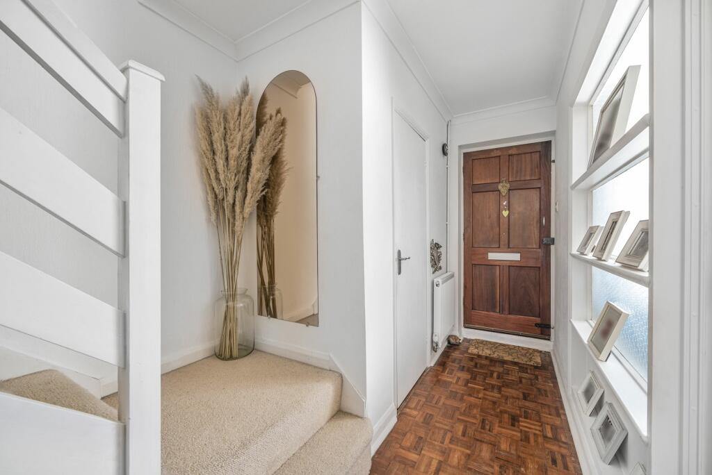 Entrance Hall (1)