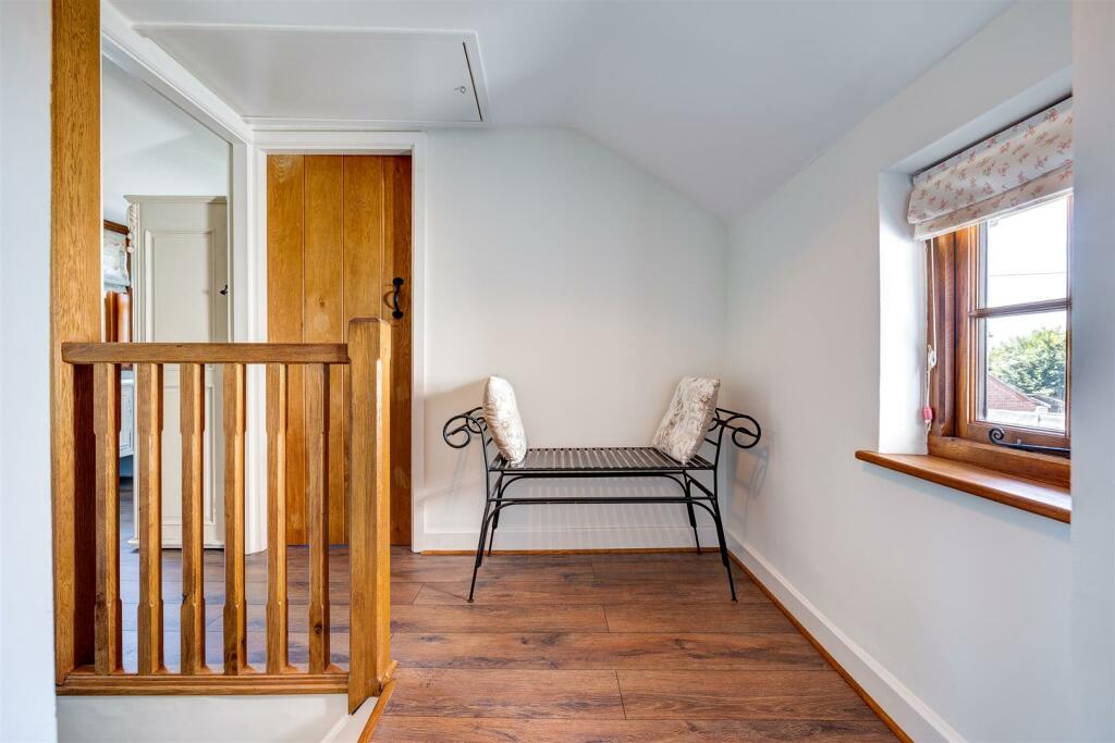 74 Main Street, Thornton