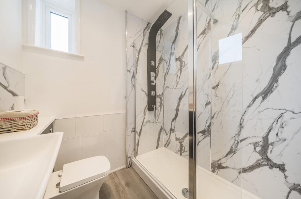 1342299-18-68a596...