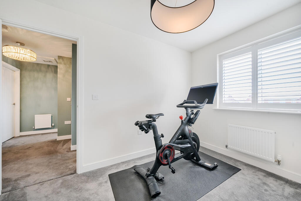 1294607-24-6824a710946b9-ARW