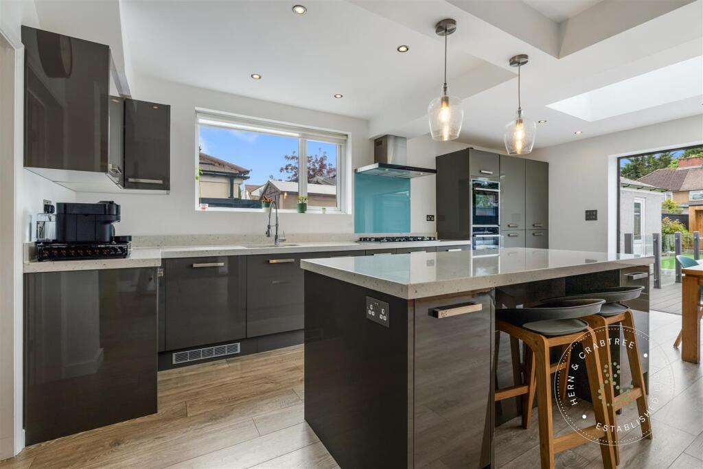 St Asaph Close, HernCrabtree (4).jpg