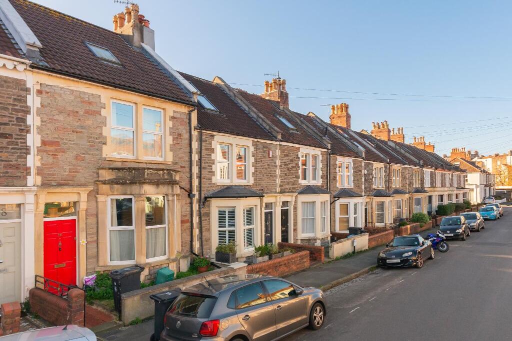 3B4RSV - External A.jpg