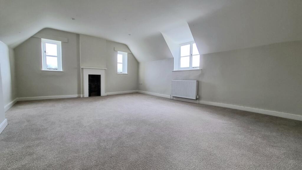 2nd floor bedroom