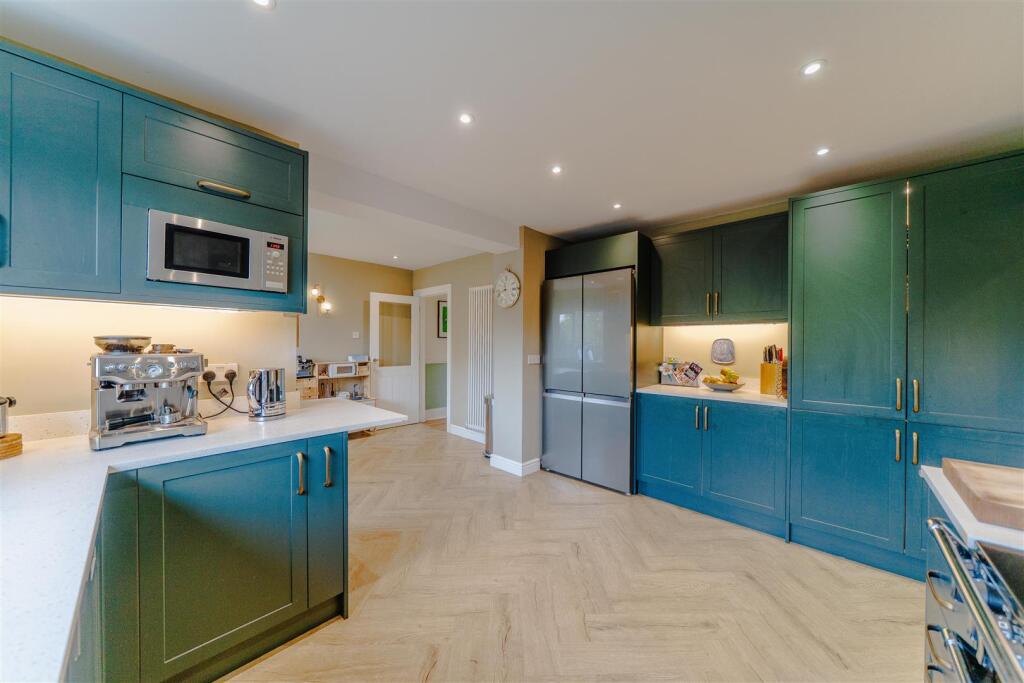 Dining Kitchen