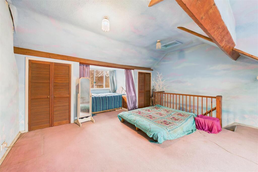 51 Benedict Street, Glastonbury, Somerset BA6 9NB 